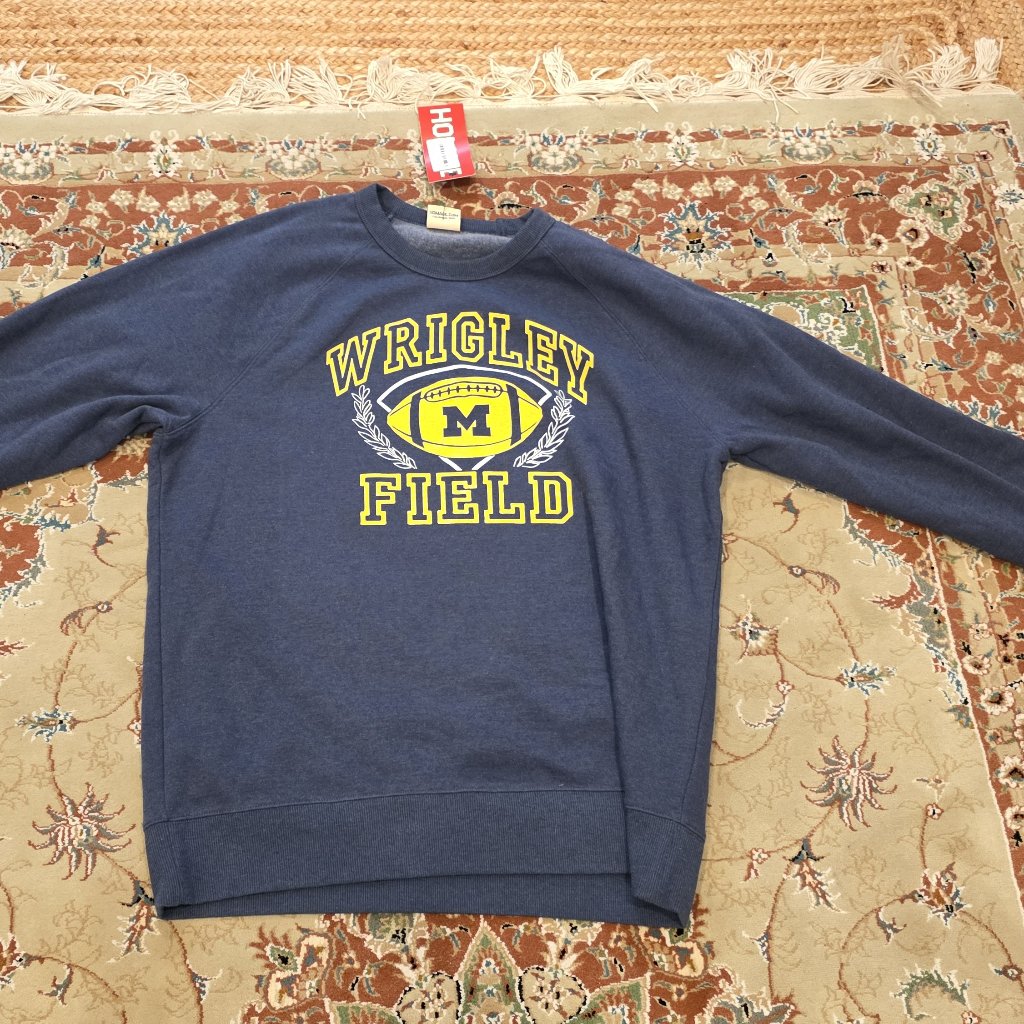 Wrigley Field X Michigan Wolverines Powerblend Crewneck Sweatshirt